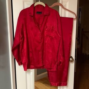 Robert Louis Vintage Red Silky‎ Satin Pajama Set